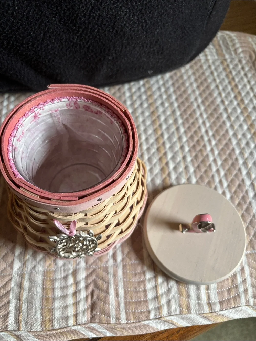 Longaberger includes basket